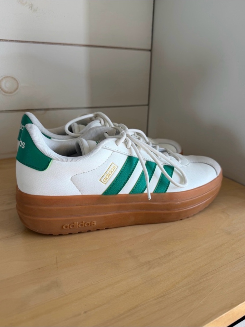 Adidas VL COURT BOLD SHOES / Core White / Court Green / Gold Metallic